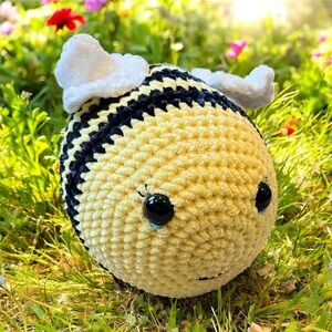 Crochet Bee Plush Toy 🐝